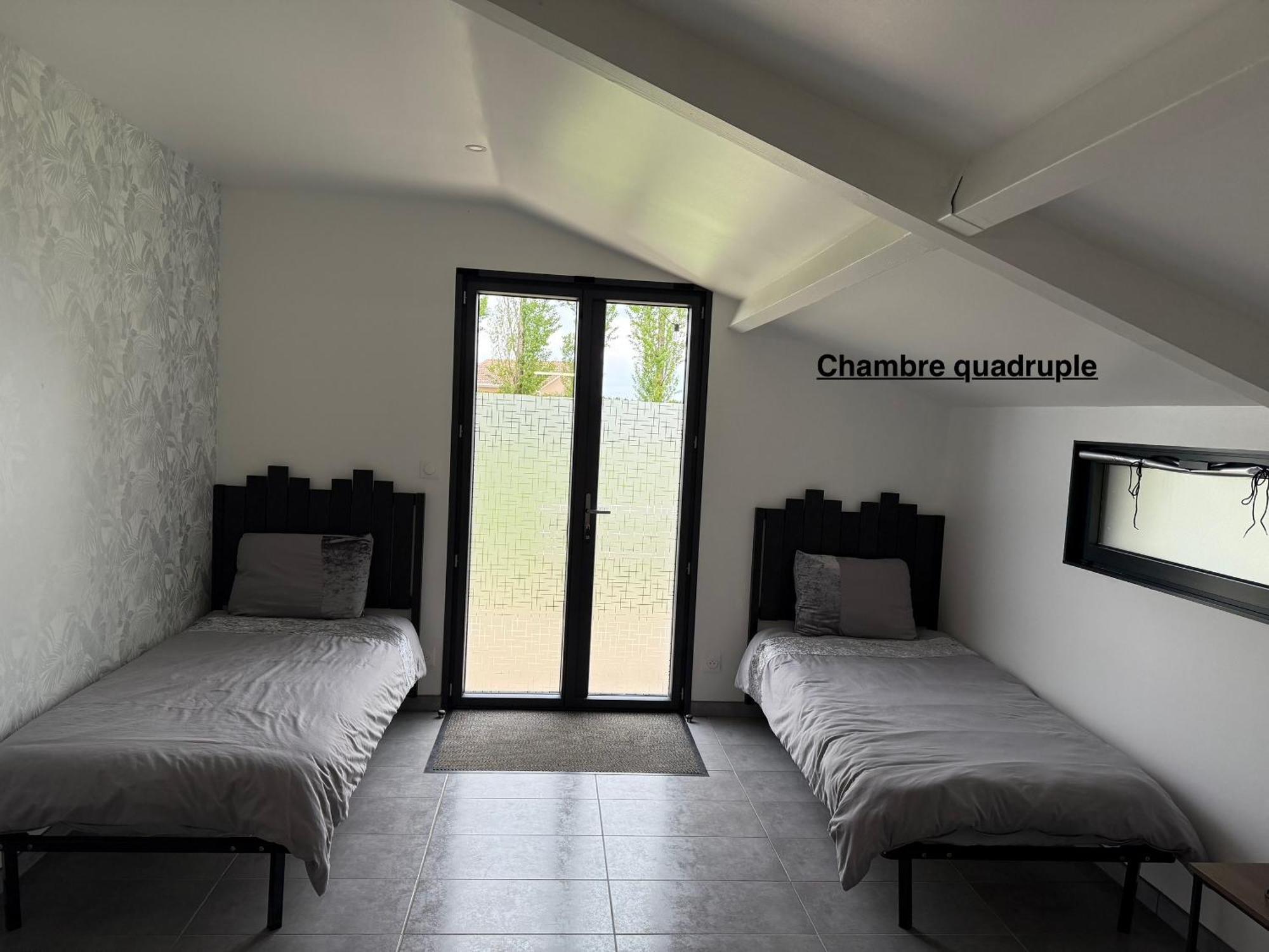 Bed and Breakfast Parc de la Charmille Saint-Étienne-sur-Reyssouze Exterior foto